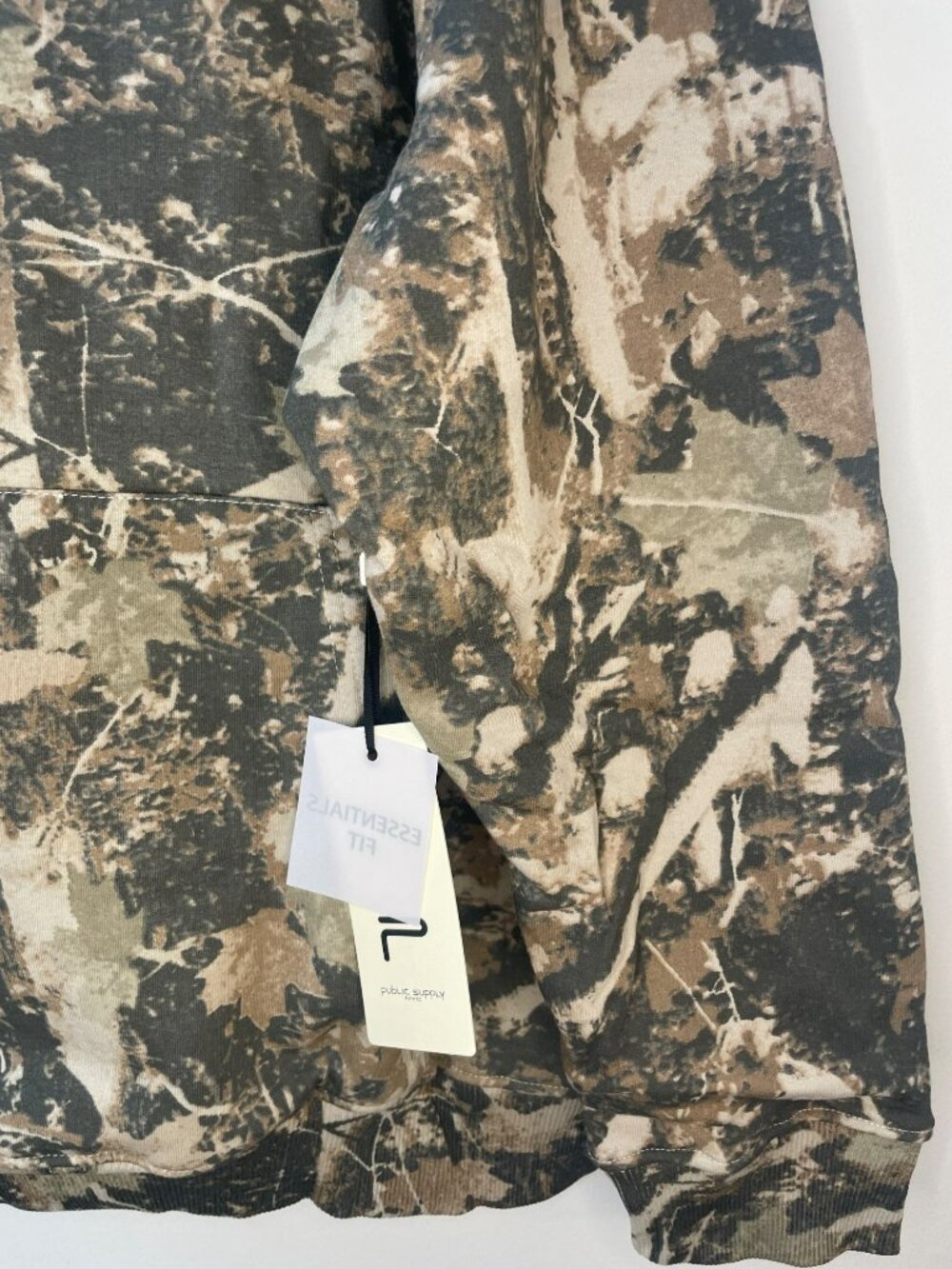 Public Supply NYC Essentials Camo Hoodie Men's Size Large NWT - Picture 3 of 6